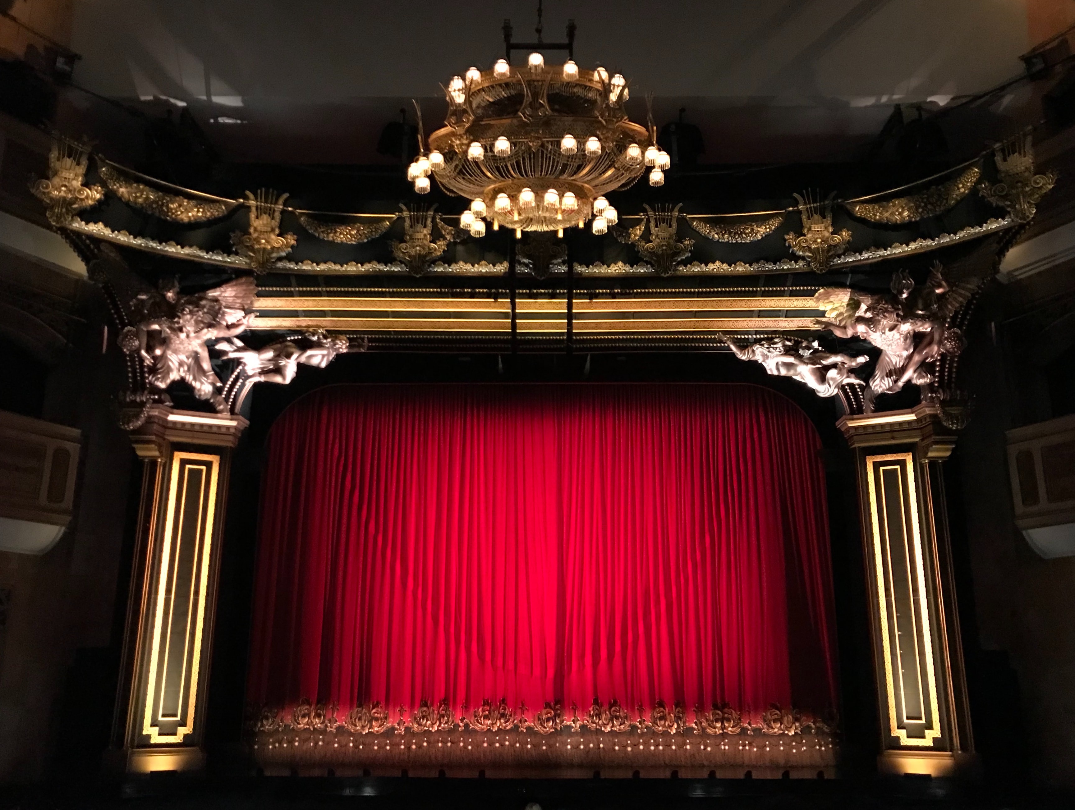 Tips for Early Career Stage Managers and Theatermakers | Backstage
