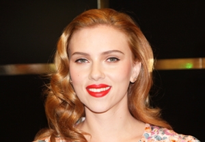 Scarlett Johansson To Make Broadway Debut