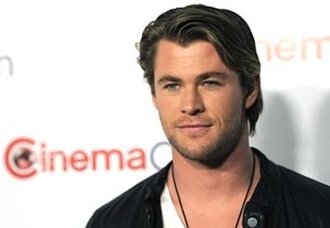In 'Thor,' Chris Hemsworth Hammers on Hollywood's Door