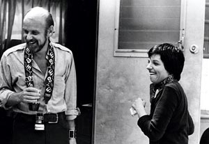  - 1250928-Bob-Fosse-Dustin-Hoffman-Liza-Minelli-Cabaret-1971_CourtesyEverettCollection_large.jpg.300x207_q100