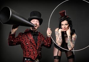 Sideshow Performers Define Themselves in the Modern World