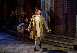 Back in Shape, Injured Star Returns to Met