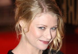 'Lost' Star Emilie De Ravin Visits 'Once Upon a Time' in Guest Role