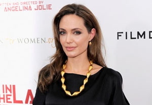 Producers Guild to Honor Angelina Jolie's 'In the Land of Blood and Honey'