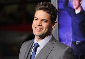 Jeremy Jordan Returns to 'Newsies' for Broadway