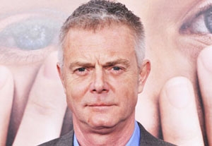 Director Stephen Daldry Discusses 'Extremely Loud' Casting, Oscars