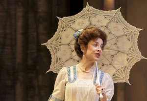 Actor Josie De Guzman Flies From Broadway to Chekhov's 'The Seagull'