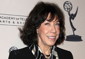 Lily Tomlin to Co-Star in ABC's Reba McEntire Comedy Pilot