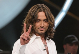 Constantine Maroulis Gets 'Lost in Love' in Air Supply Musical