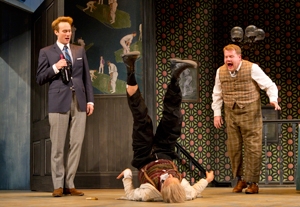 NY Review: 'One Man, Two Guvnors'