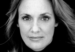 Lisa Emery Makes a Triple Play in 'Lonely, I'm Not'