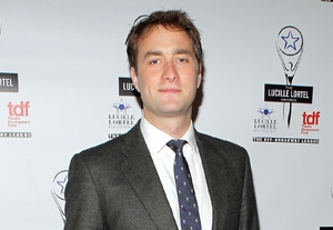 ‘One Man Two Guvnors’ Star Oliver Chris Likes NY’s Cocktail Bars