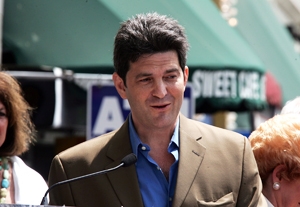 Stella Adler Acting Studio Gala Celebrates Earl Jones, Belafonte