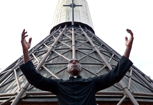 L.A. Actors Tackle One-Man Shows at REDCAT, Geffen, and Other Theaters