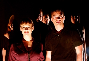 LA Review: 'Very Still and Hard to See'