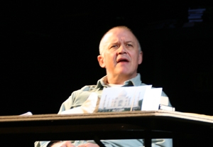 NY Review: 'Damascus'