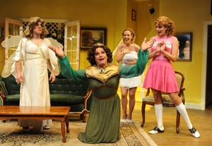 LA Review: 'Leading Ladies'