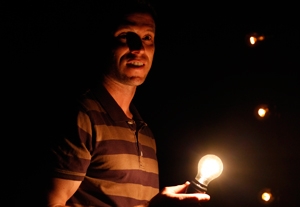 NY Review: 'Tiny Dynamite'