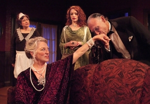 LA Review: 'The Bat'