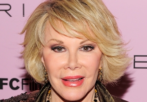 Joan Rivers Can't Get Off the Elevator