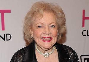 Betty White Scores Emmy Win for `SNL' Hosting Gig