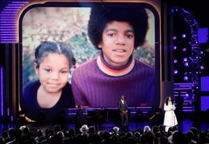 Janet Jackson Makes Emotional Appearance at BETs