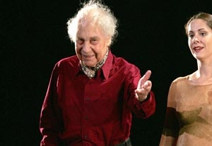 NYC Choreographer Merce Cunningham Dies at 90