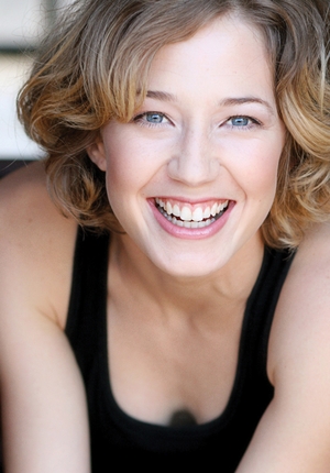 'Virginia Woolf' Star Carrie Coon on Gary Oldman In 'Sid and Nancy'