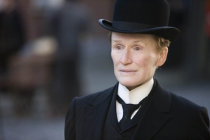 9 Actors Rendered Unrecognizable by Great Makeup