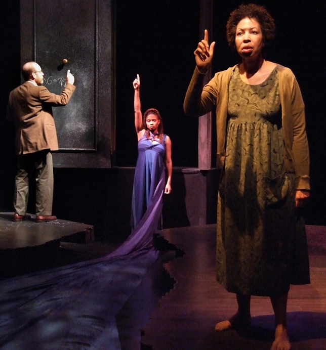 ‘Cassiopeia’ Charms Both the Brain and the Senses