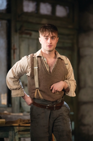 Broadway’s Starry, Tony-Striving Spring