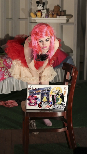 'Rise and Fall of a Teenage Cyberqueen' Deserves a Like