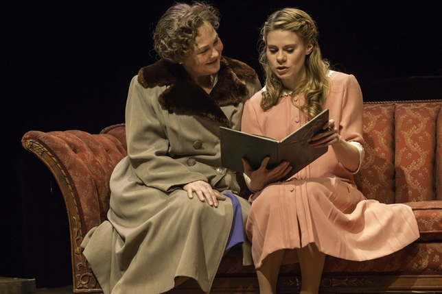 Celia Keenan-Bolger and Cherry Jones Discuss ‘The Glass Menagerie’