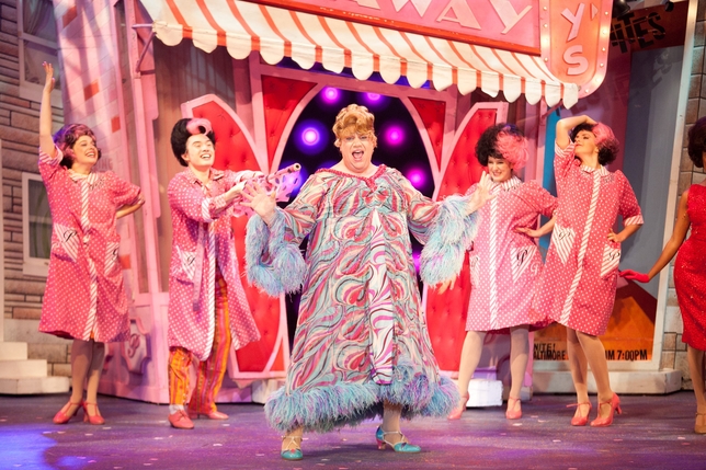 3-D Theatricals Delivers a Buoyant 'Hairspray'