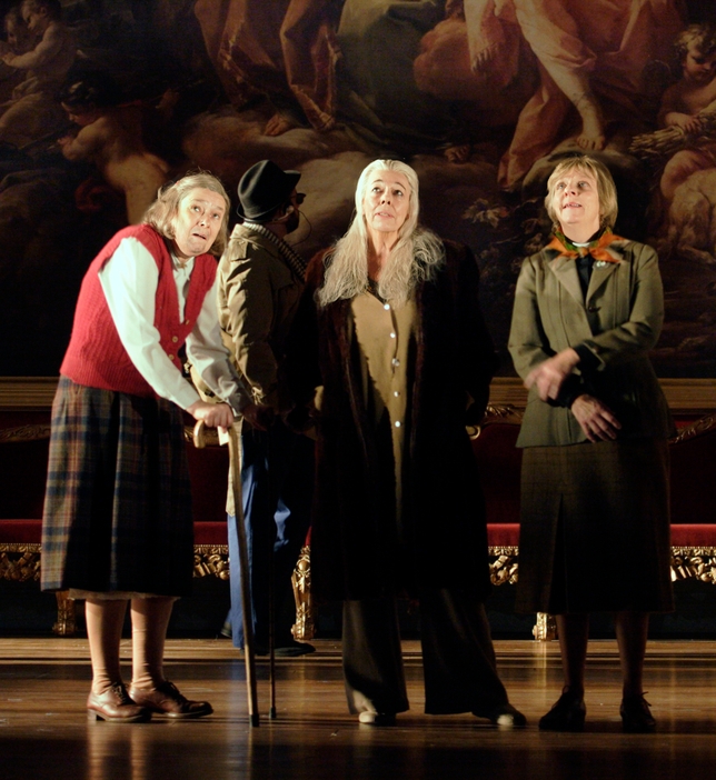 'People' Plays Like a Beckettian 'Cherry Orchard'