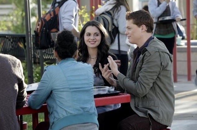 'Switched At Birth' Actors Talk TV's First All-Sign Language Episode and Roles For Deaf Actors