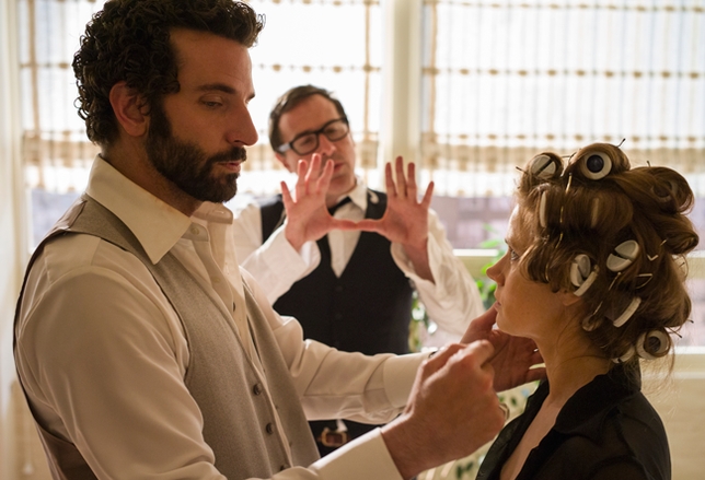 Sponsored: Slideshow: Exclusive Featurettes Highlight Cast From ‘American Hustle’