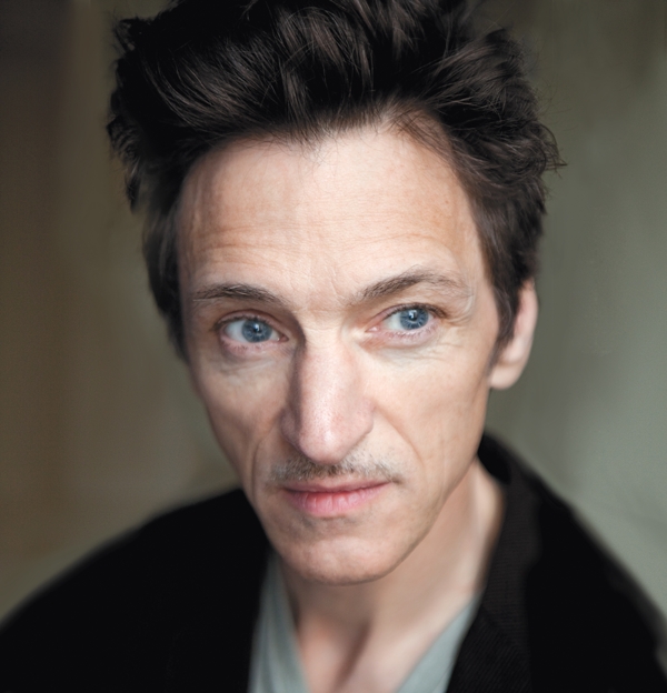 John Hawkes Isn't Looking for Your Consideration